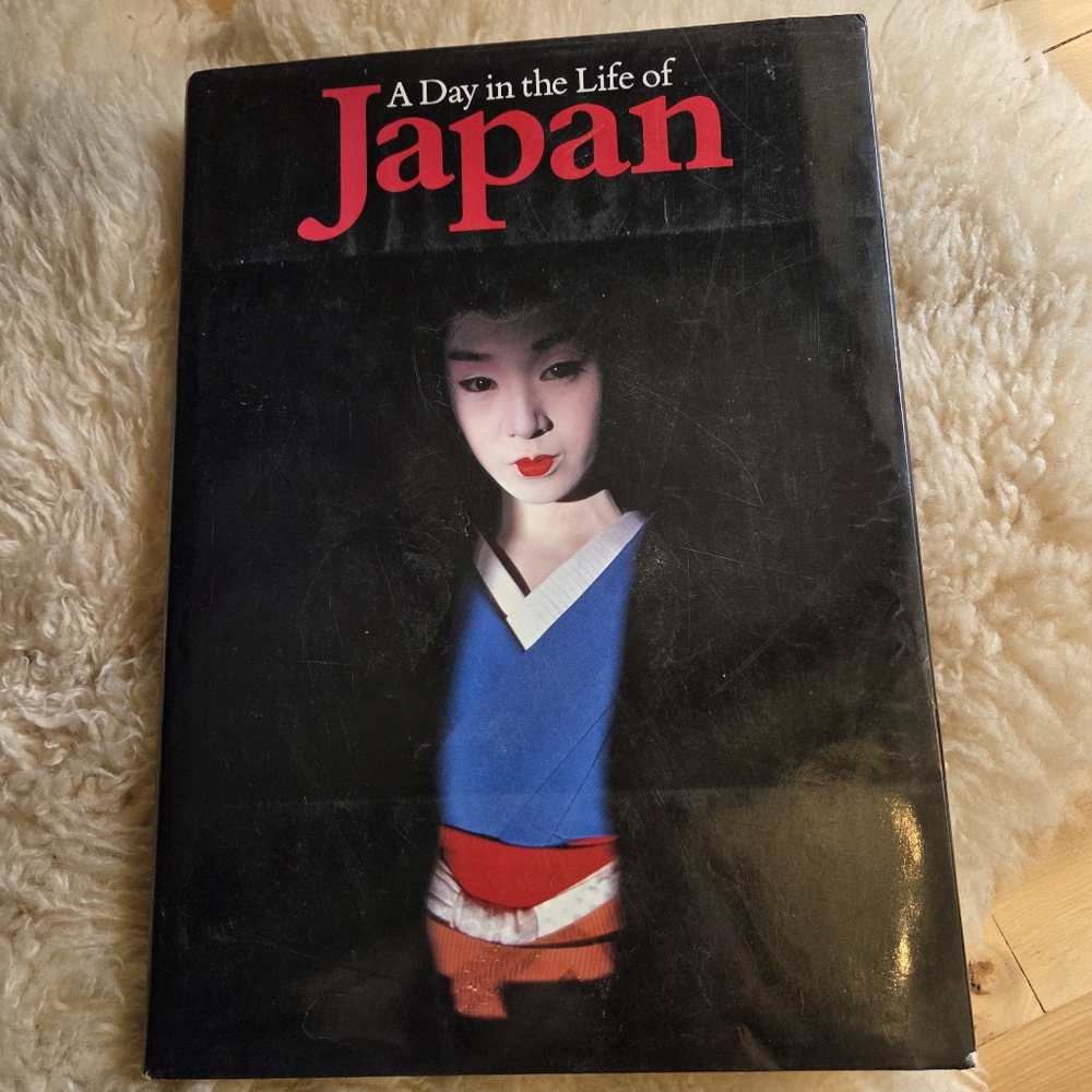 A Day In The Life Of Japan Coffee Table Book 1985